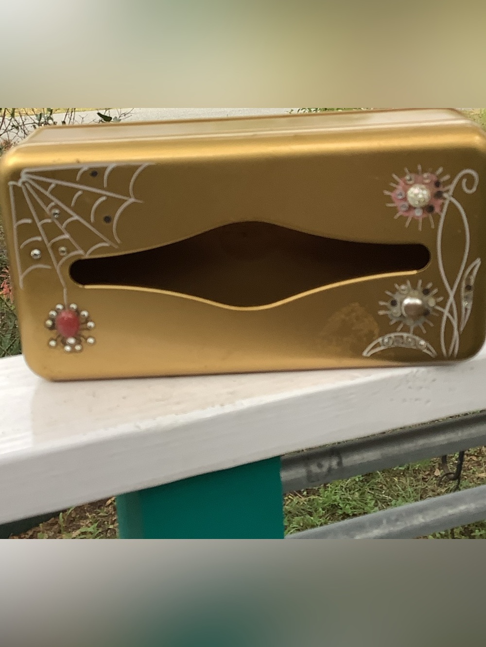 Vintage Ransburg Gold Tone Metal Tissue Box Holder Rhinestone Spiders and Web - Picture 4 of 9